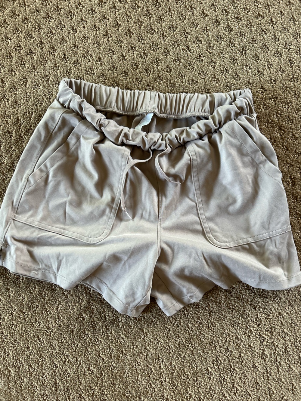 Casual Drawstring Women’s Shorts in Light Taupe